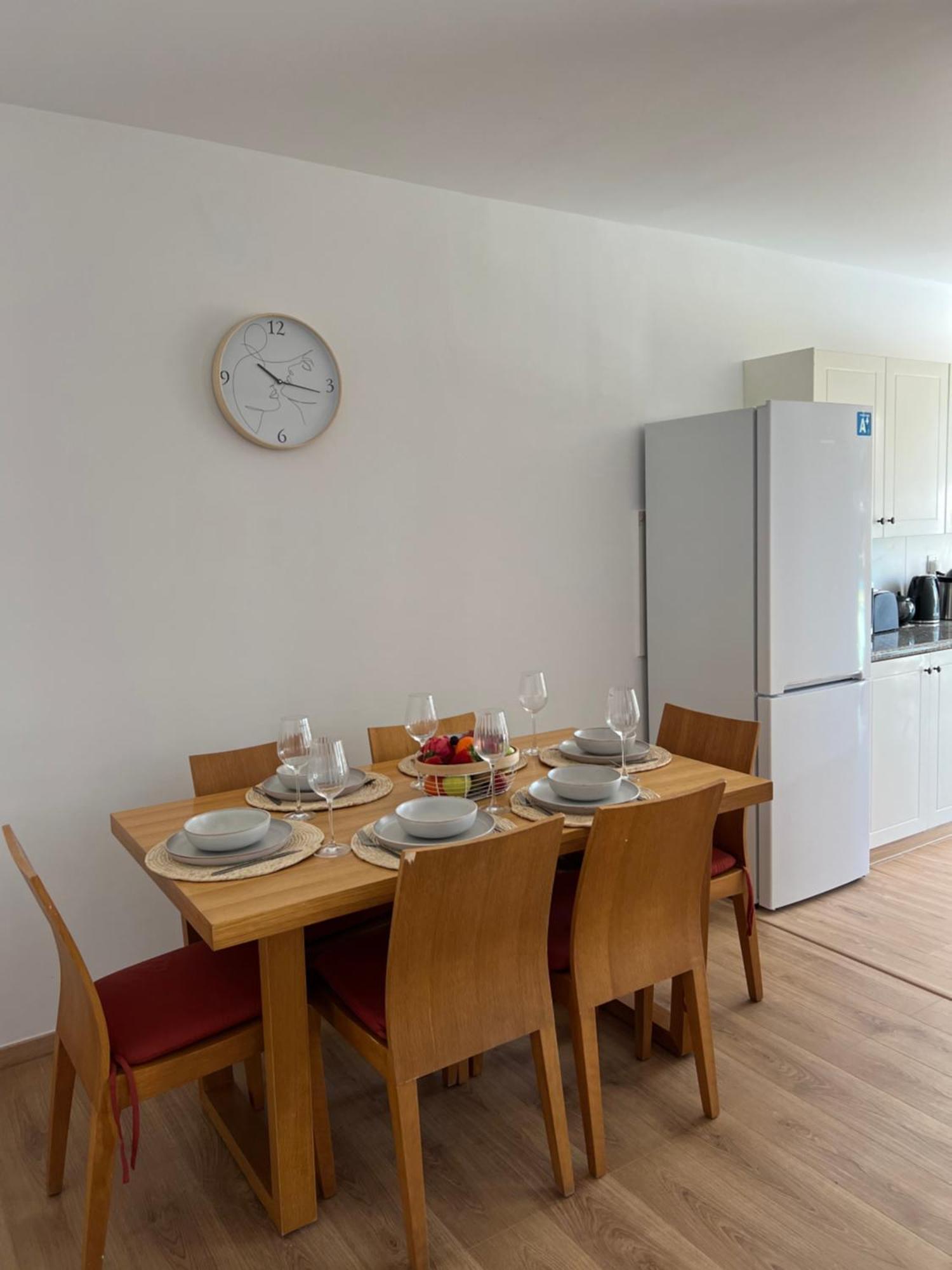 Iris Village Grand Apartment Paphos Exterior foto